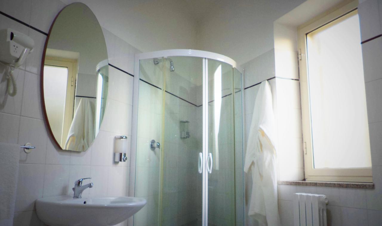 Double Room Private External Bathroom