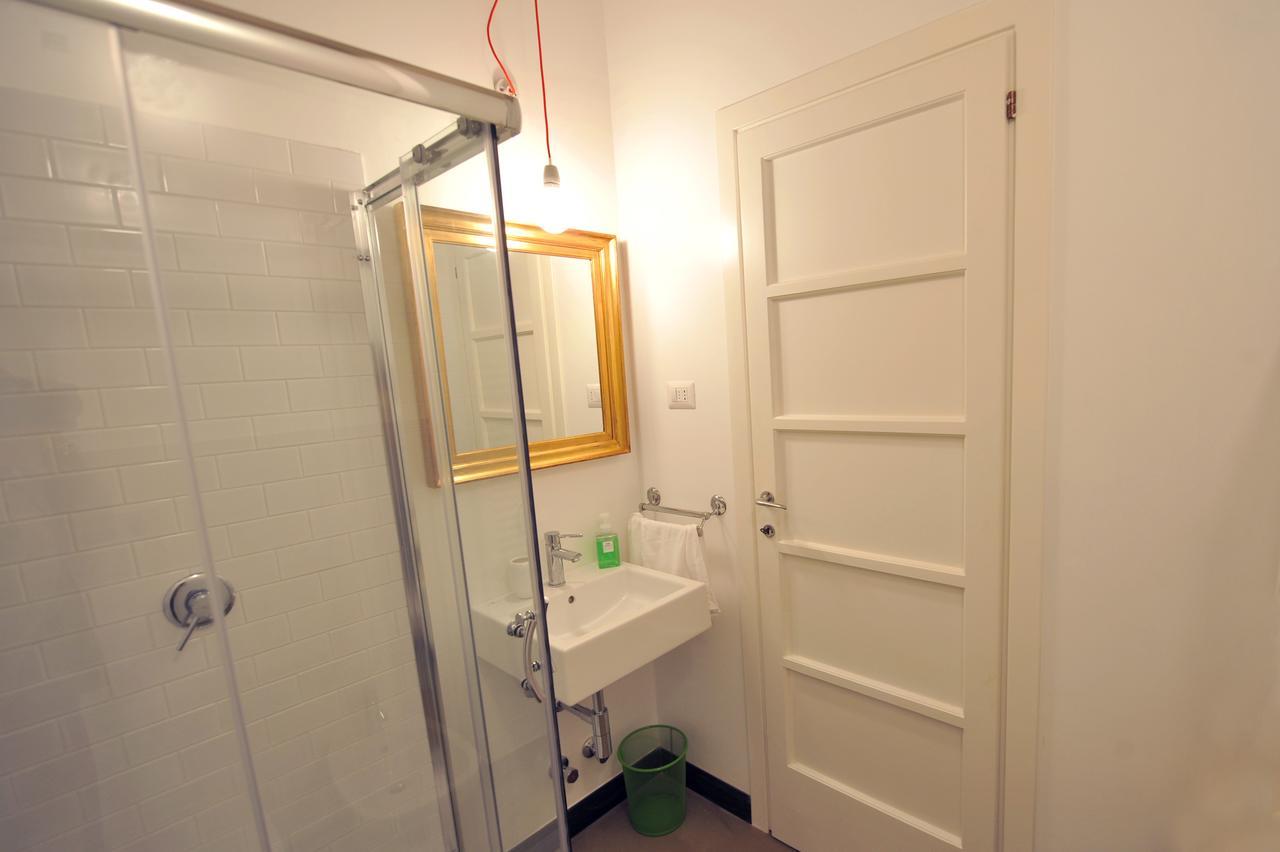 Camera Doppia con Letti Singoli con Bagno Privato
