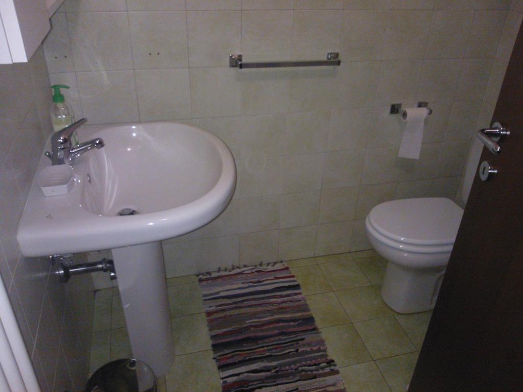 Camera Tripla con Bagno in Comune