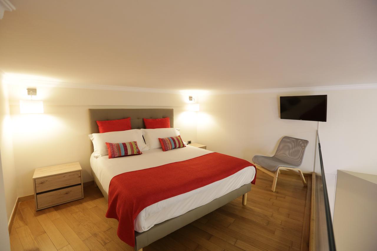 Junior Suite,615562190:JPEG