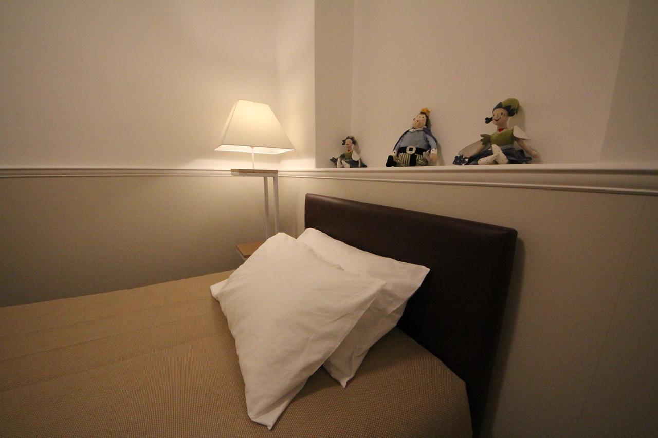 Double Room with French Bed and Private External Bathroom,626922249:JPEG