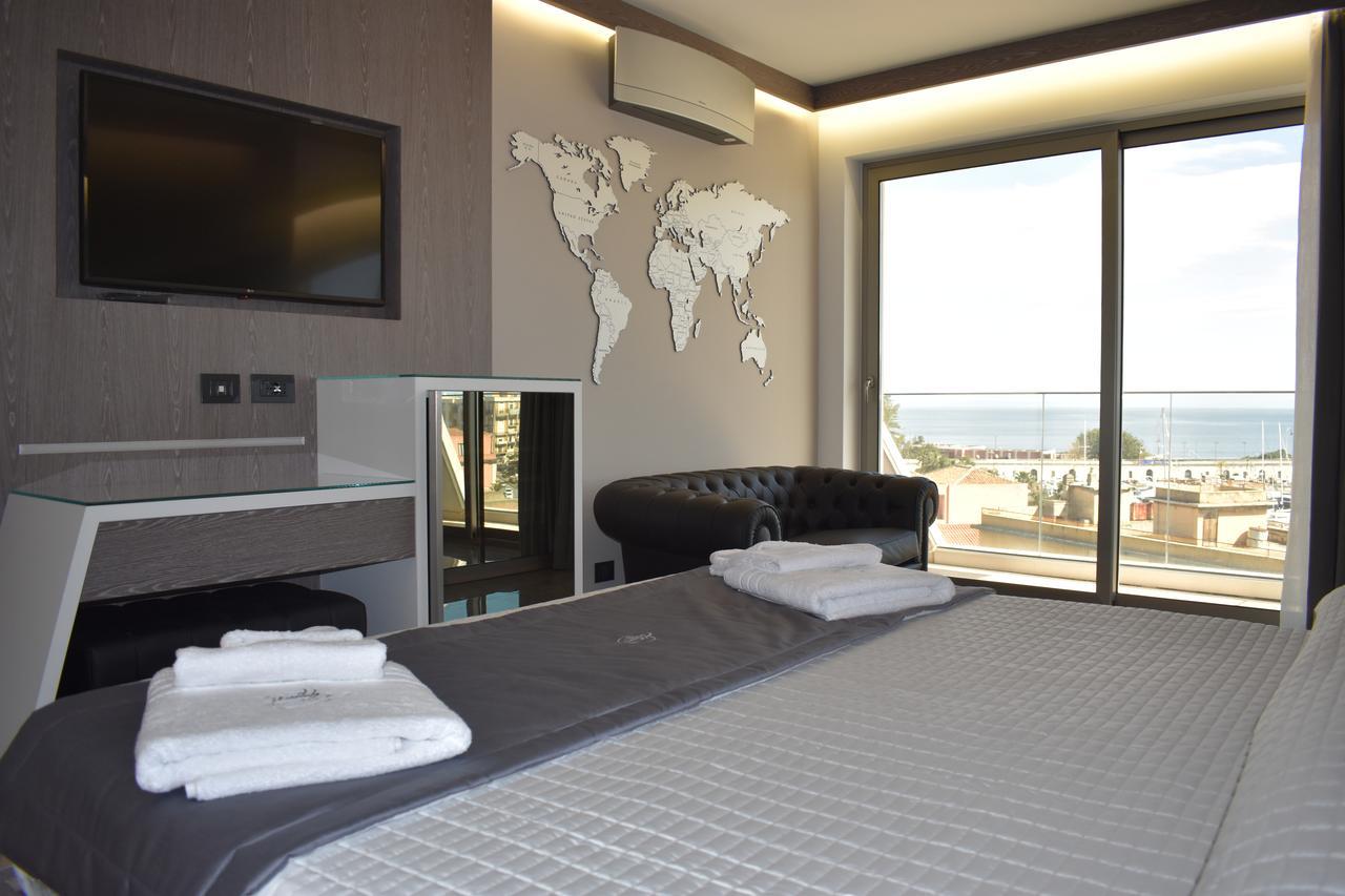 Deluxe Suite Sea View