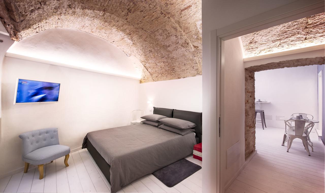Small Double Room,635827455:JPEG