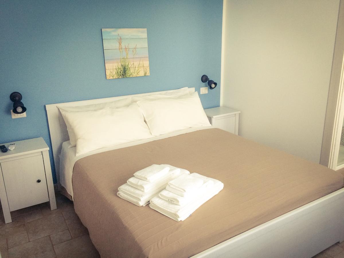 Standard Double Room,1077403774:JPEG