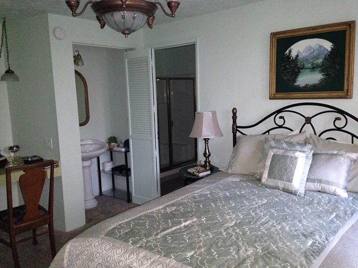 Single Room with Bathroom