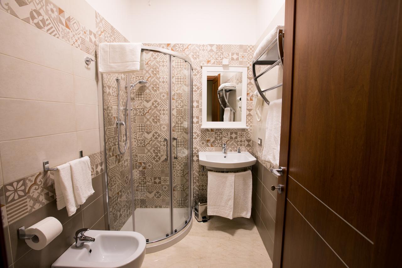 Triple Room Private Bathroom,638822067:JPEG