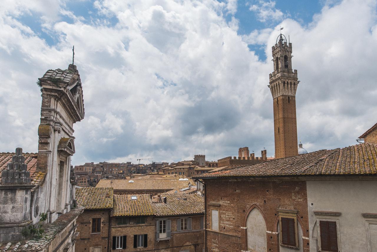 Deluxe Double Room,639572985:JPEG