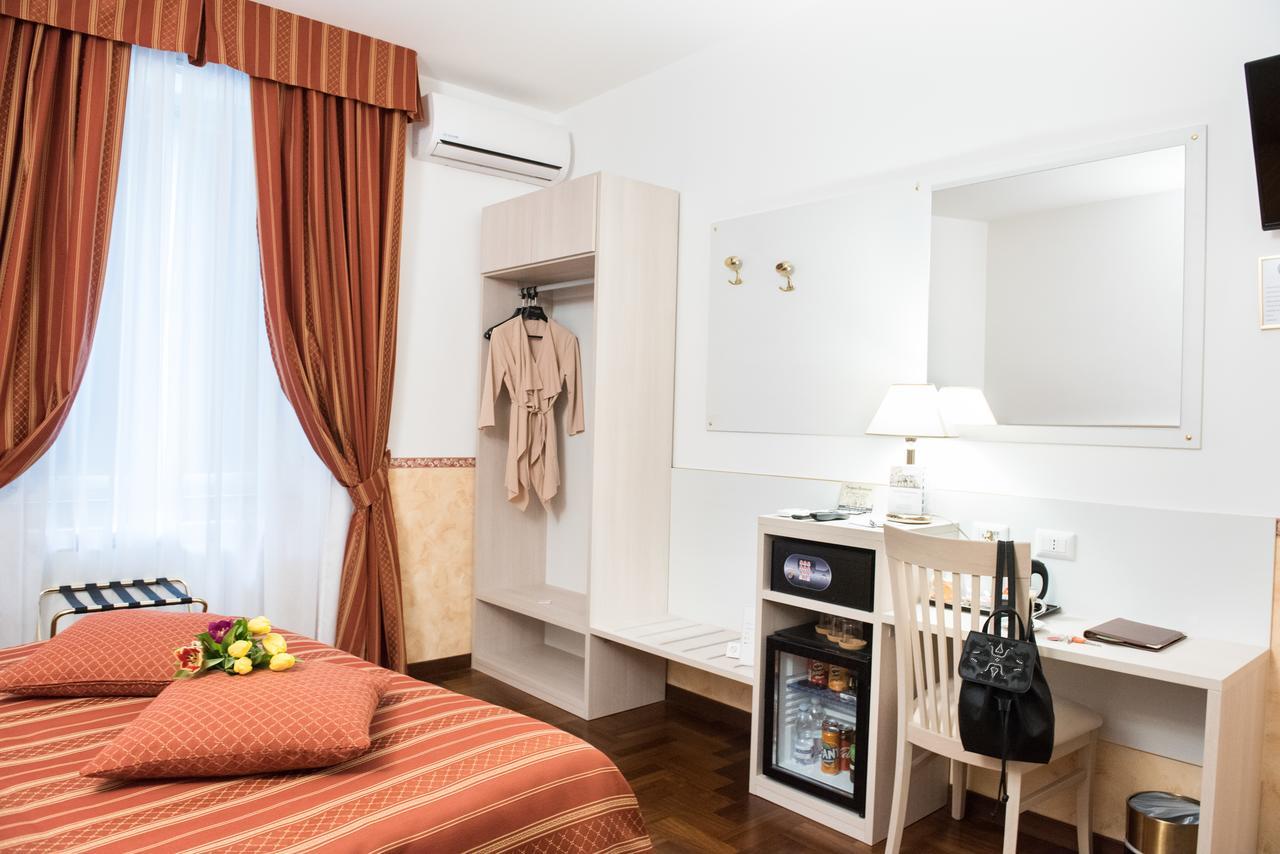 Classic Triple Room,643762635:JPEG
