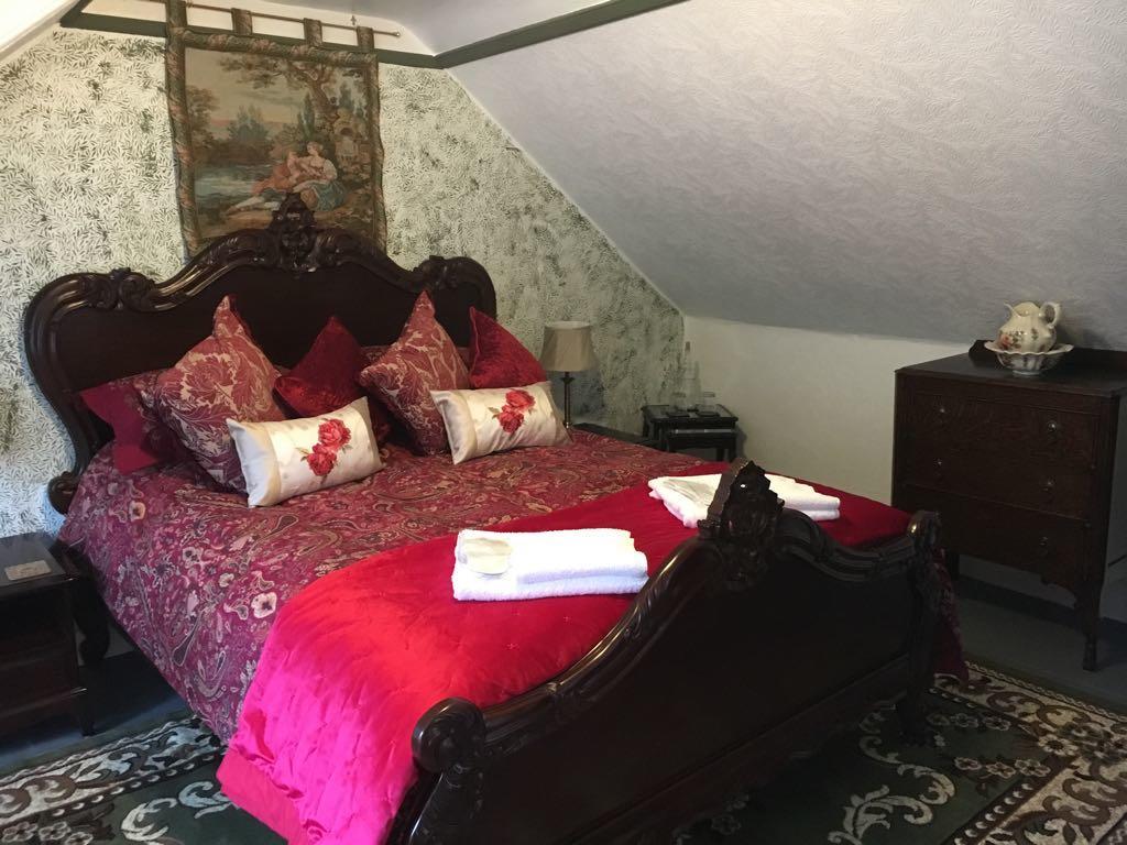 King Room with Mountain View