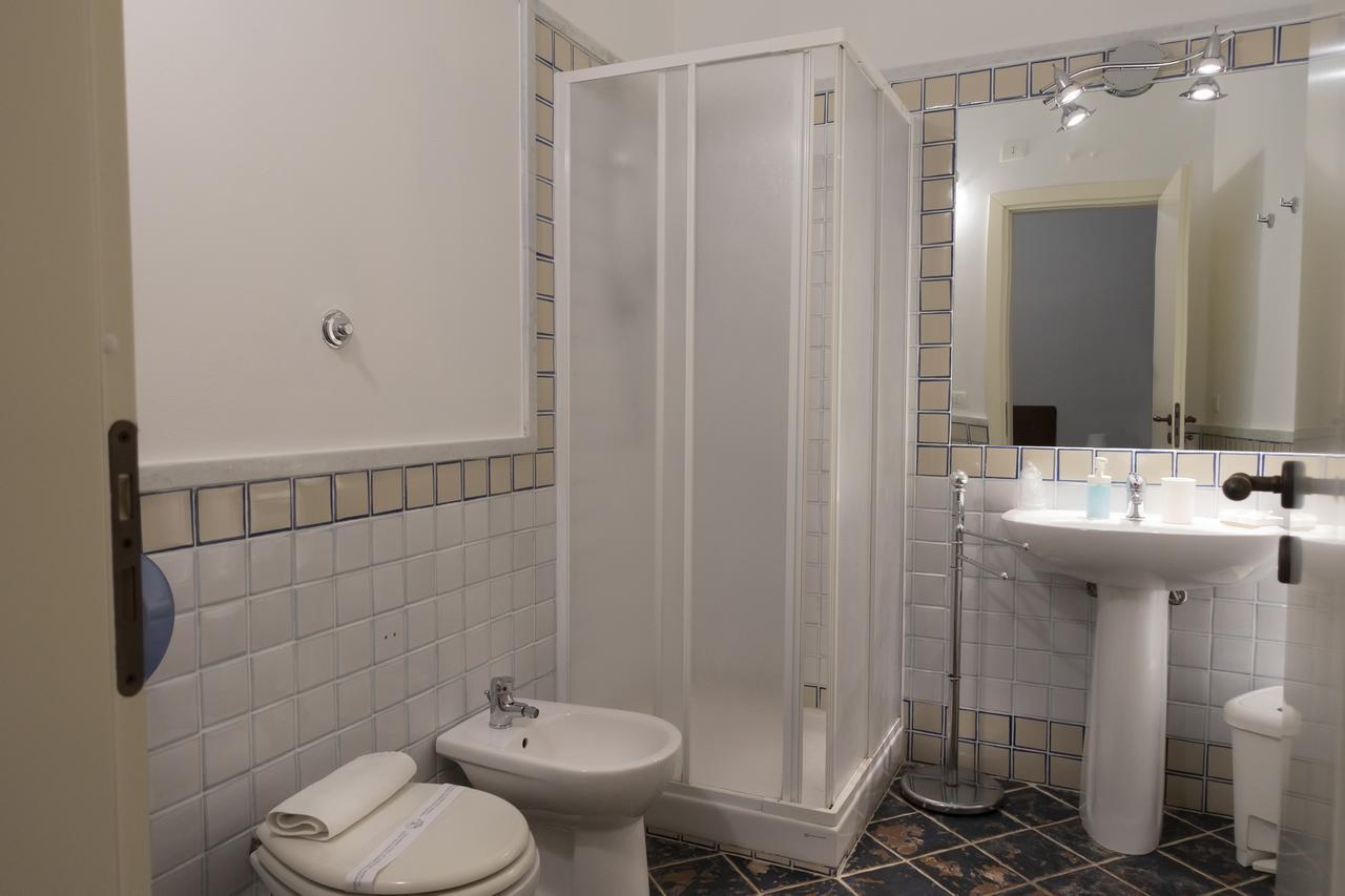 Budget Double Room,703509400:JPEG