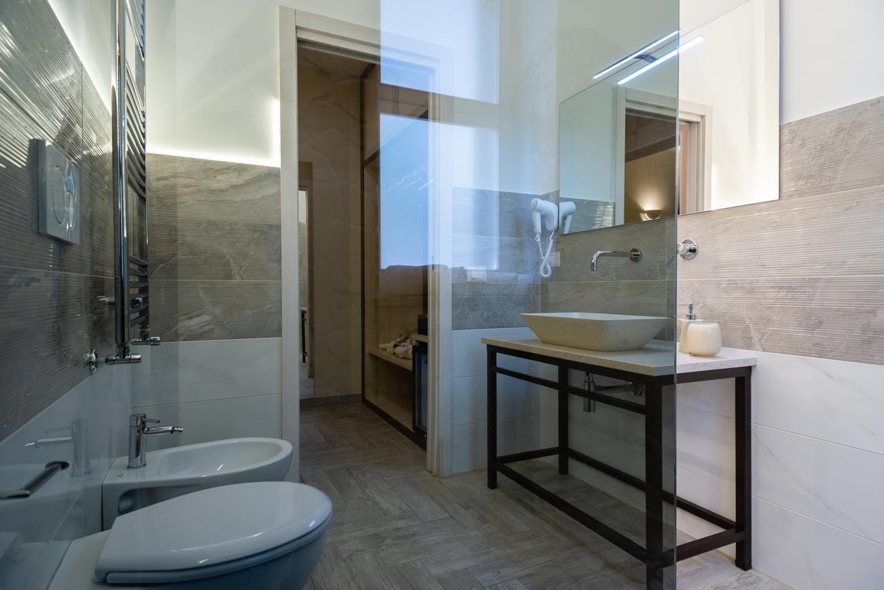 Queen Suite Spa Bath,645473991:JPEG