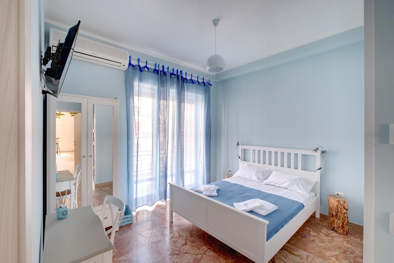 2 Adjacent Double Rooms
