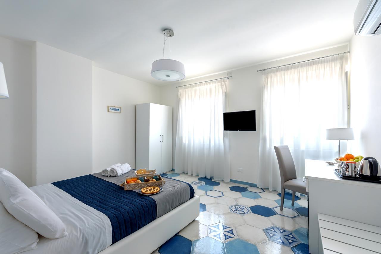 Deluxe Triple Room,662731452:JPEG