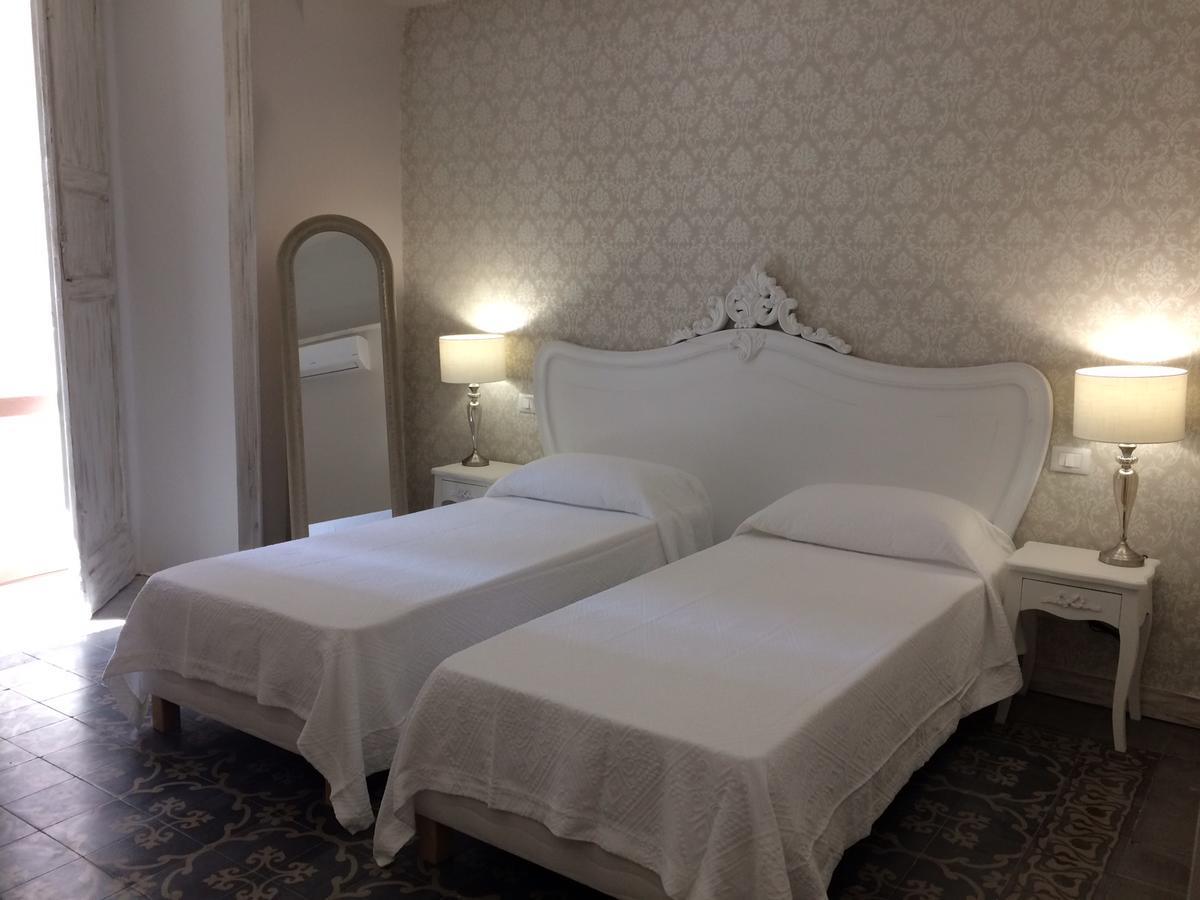 Deluxe King Room,1532331292:JPEG