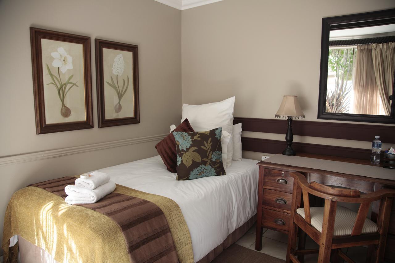 Budget Single Room