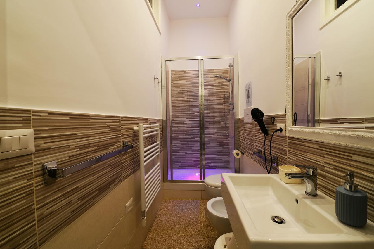 Large Single Room