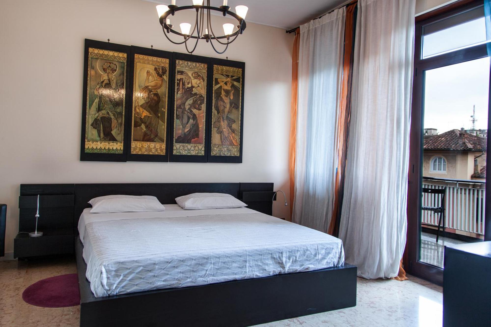 Suite with Balcony and Private External Bathroom,681676563:JPEG