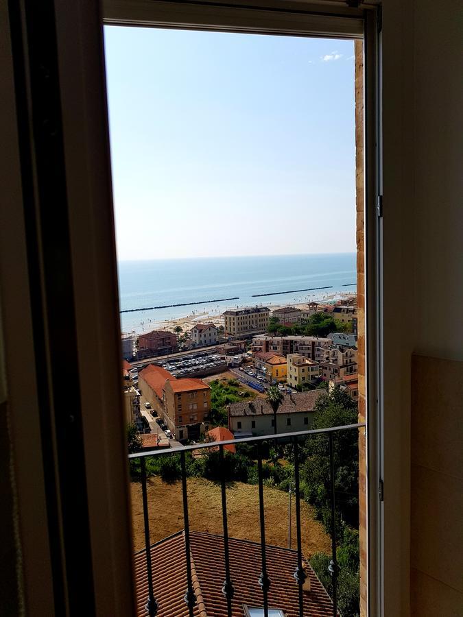 Camera Deluxe Matrimoniale con Vista Mare