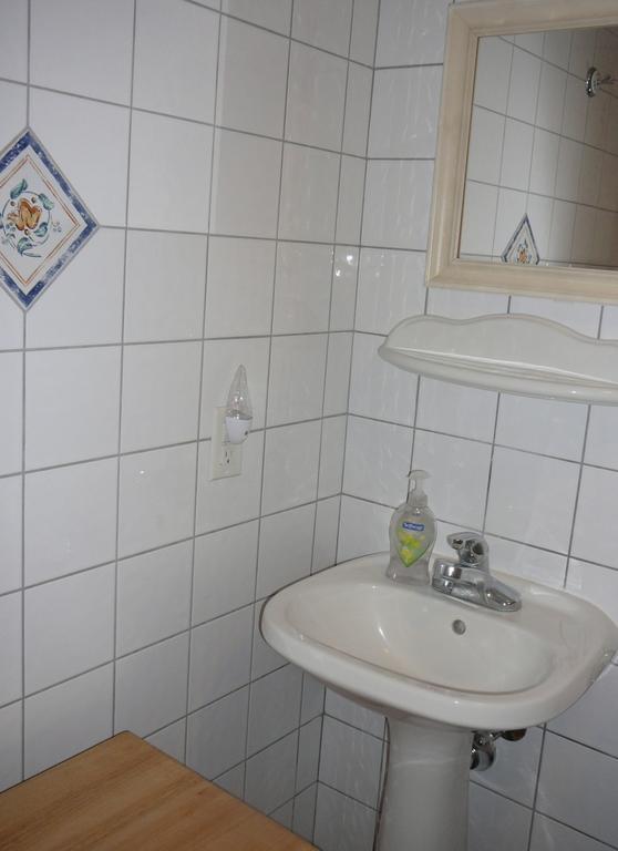 Queen Room with Private Bathroom