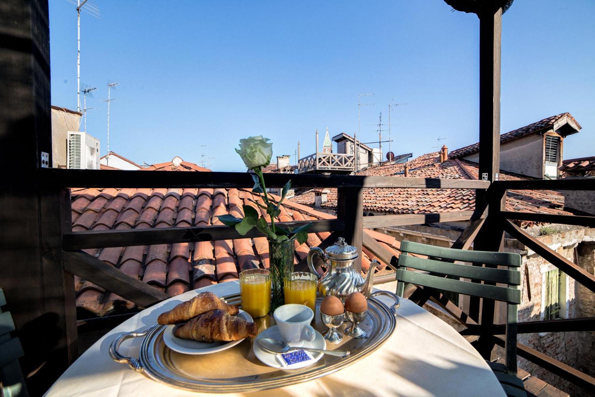 Superior Double Room with Terrace,1363868861:JPEG