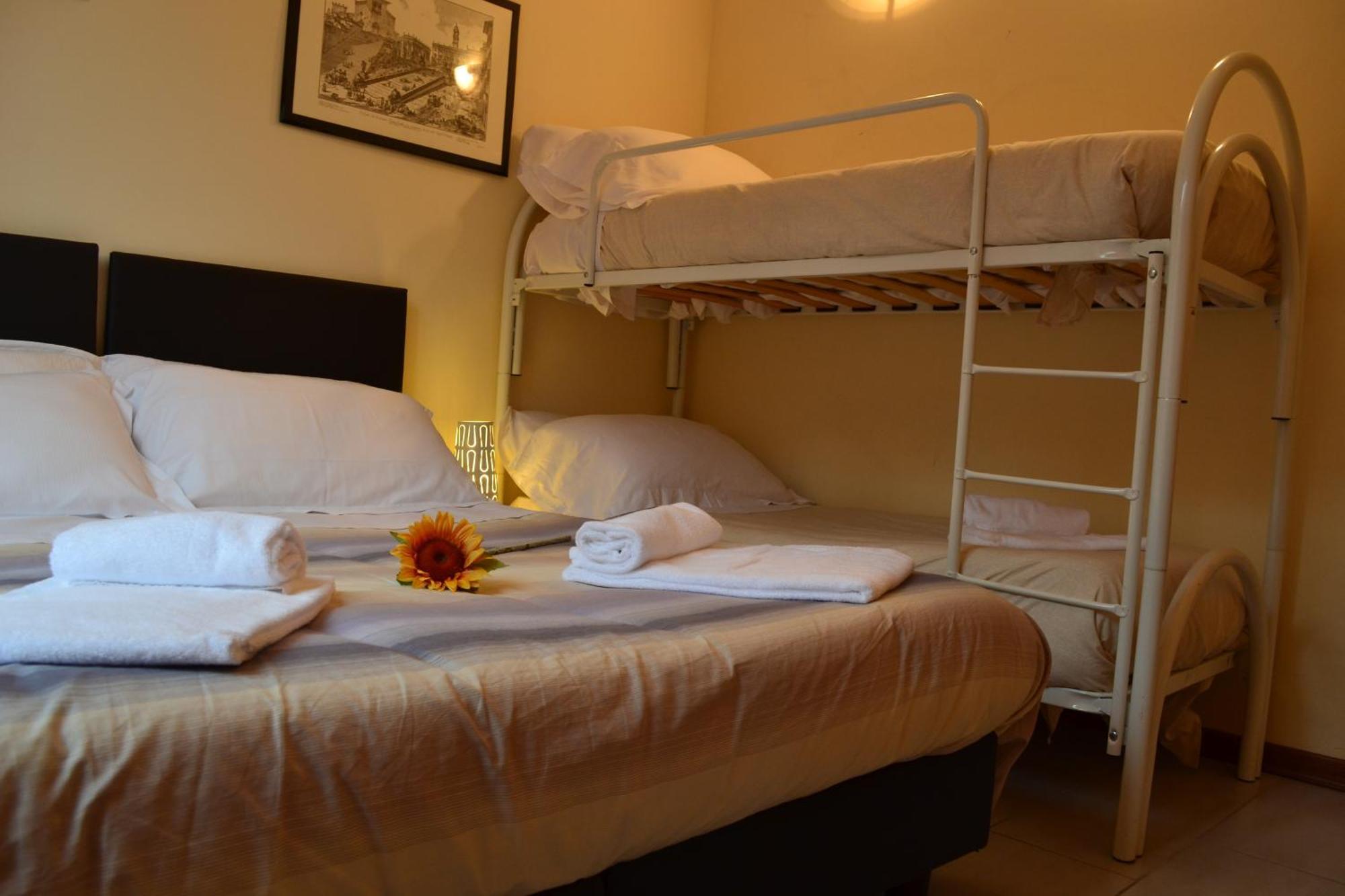 Budget Quadruple Room with Bunk Beds,1500124444:JPEG