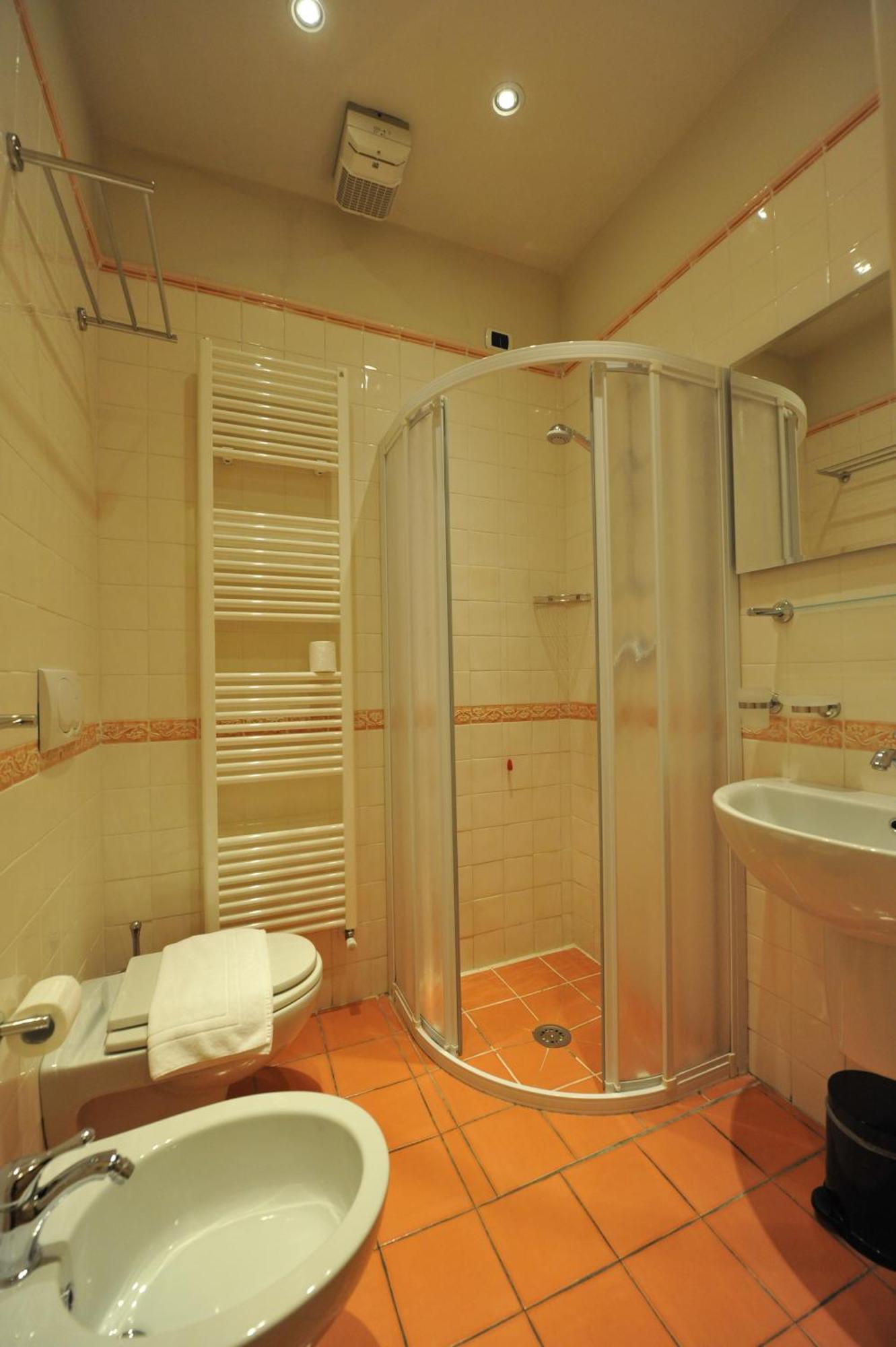 Classic Single Room