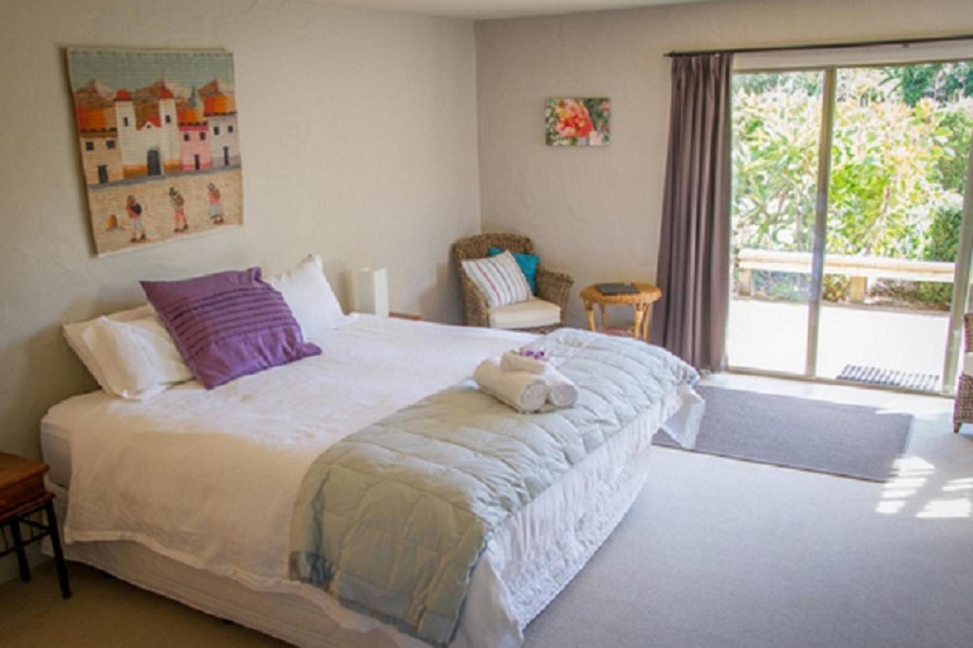 Standard King Room,711188299:JPEG