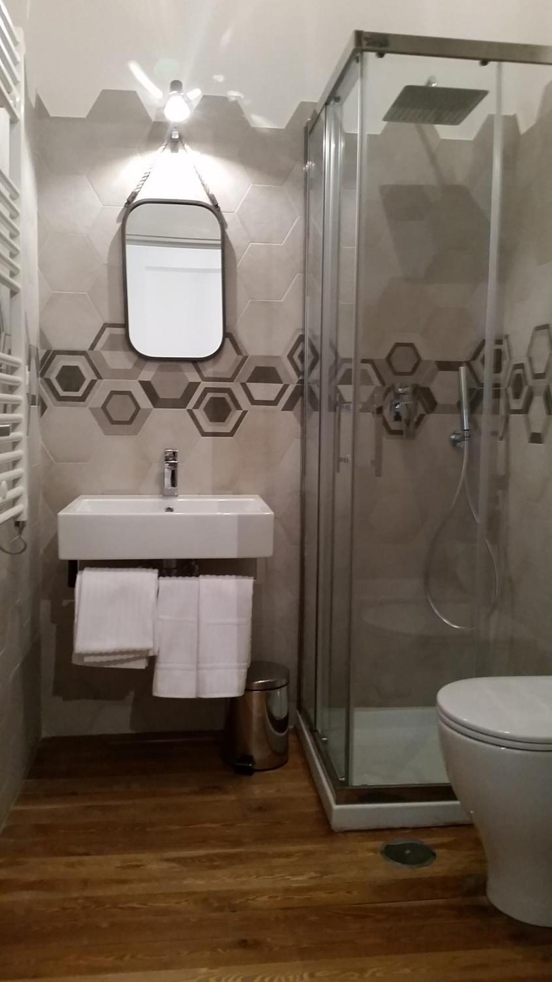 Double Room,711807286:JPEG