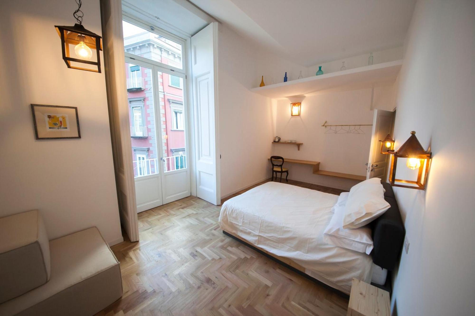 Large Double Room,712029937:JPEG