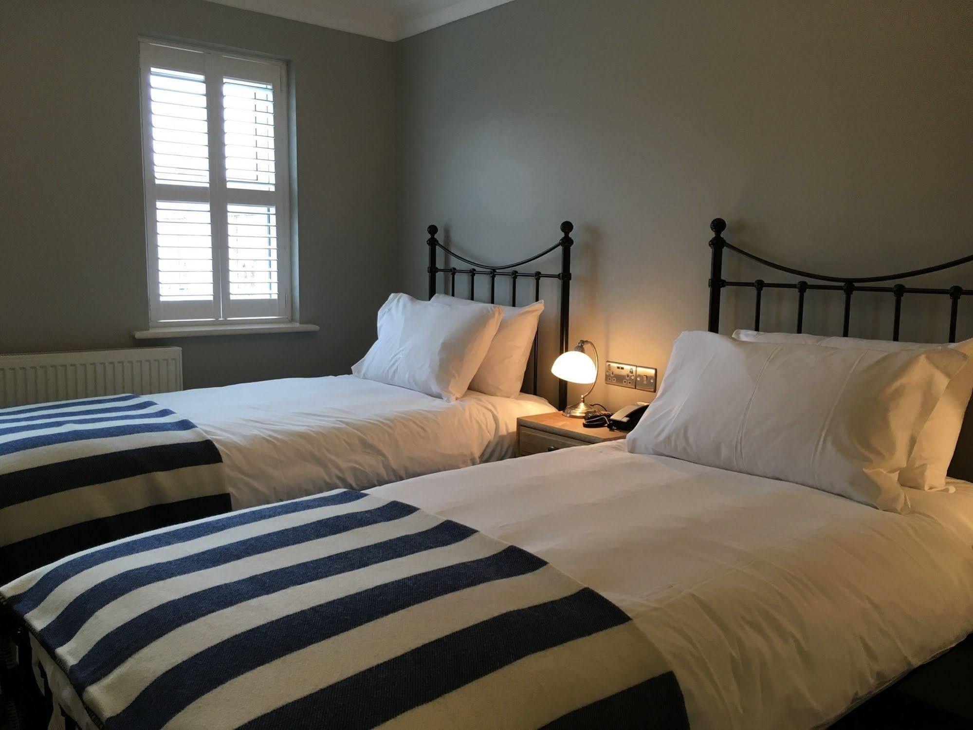 Classic Twin Room