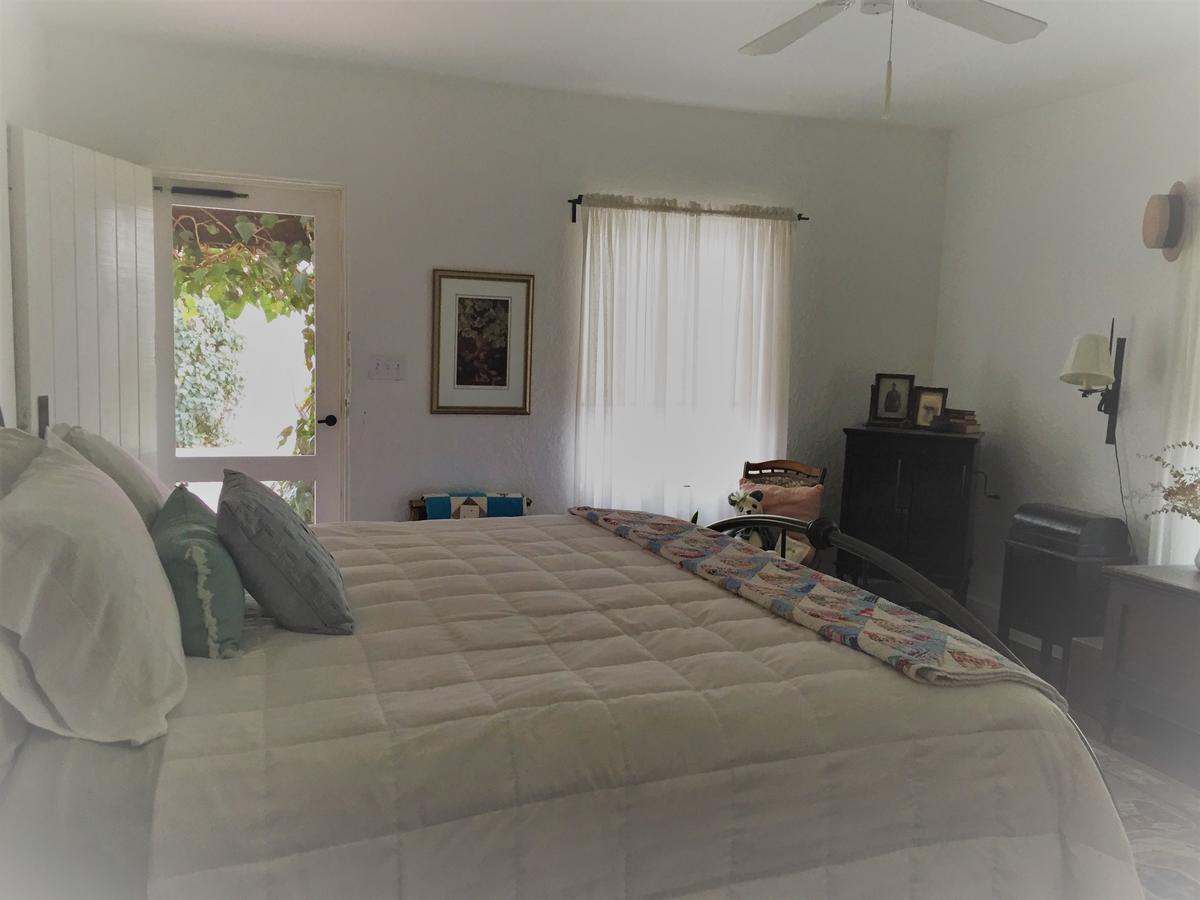 King Room with Garden View