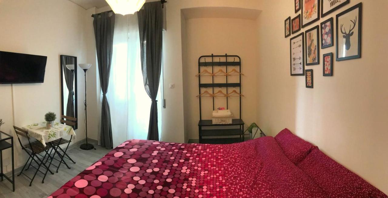 Camera Matrimoniale con Letto Supplementare
