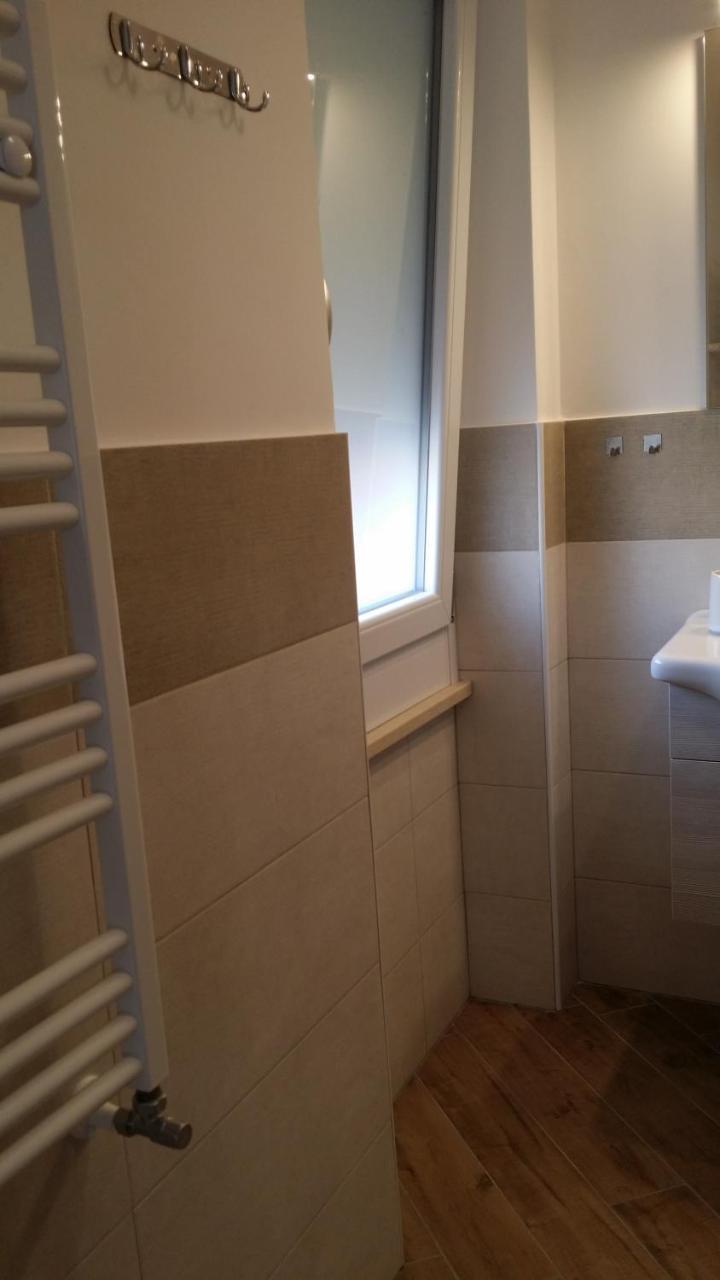Triple Room Private Bathroom