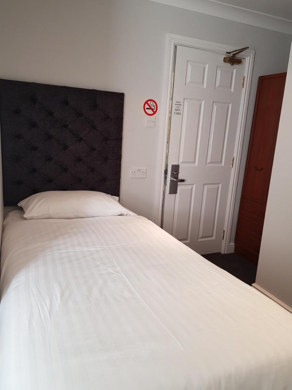 Single Room with Shower