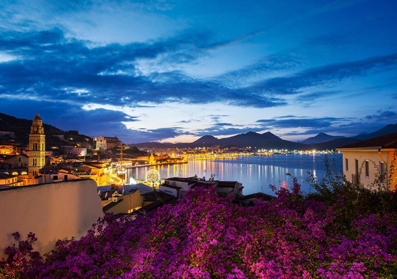 Camera Singola con Terrazza e Bagno Privato Esterno
