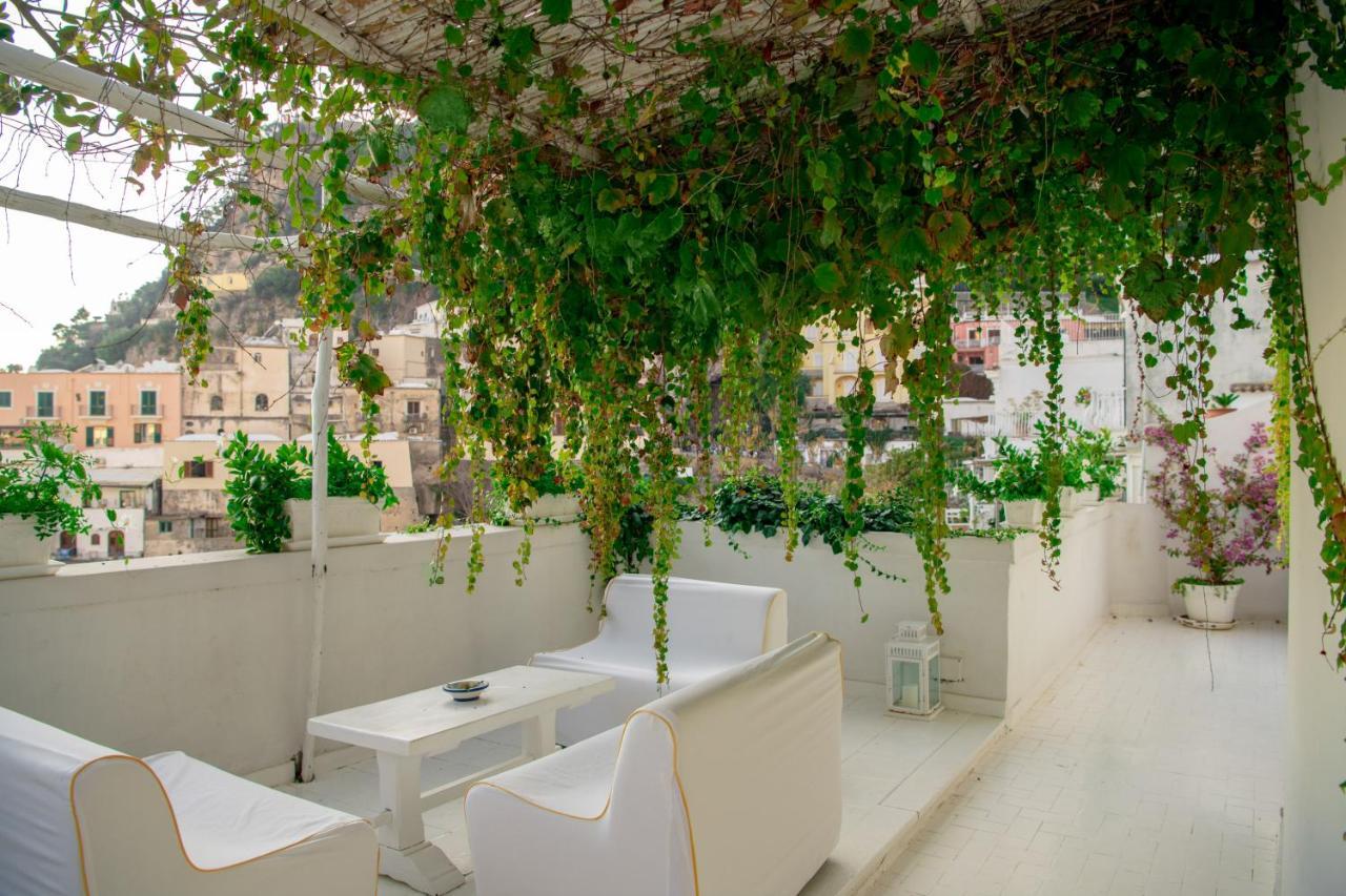 Apartment with Terrace and Sea View,752676995:JPEG