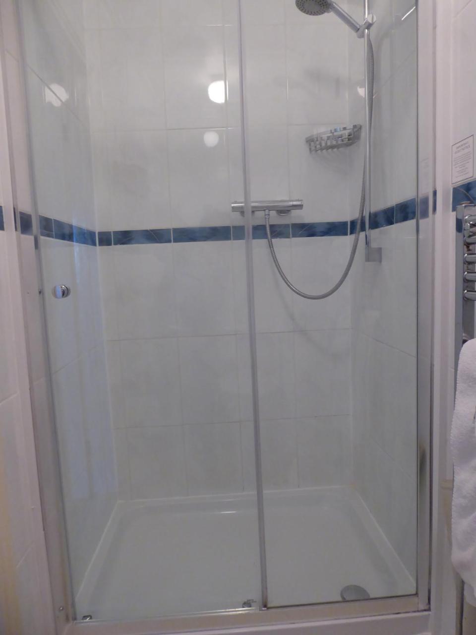 Large Double Room with Castle View