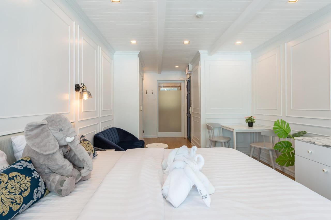 Suite Room with Balcony