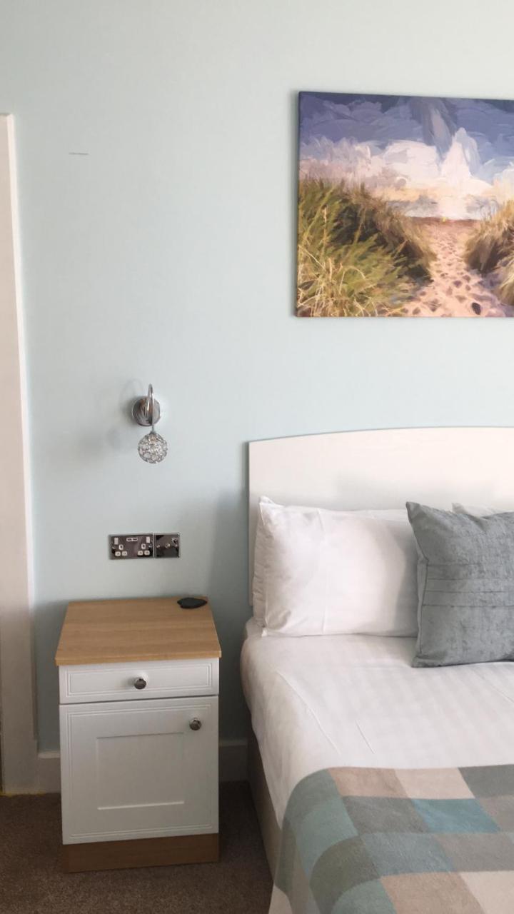 Deluxe Double Room with Sea View,1117600677:JPEG