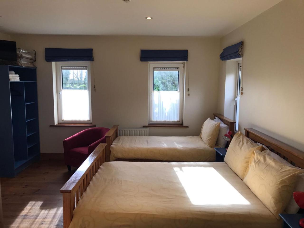 Twin Room with Private Bathroom,766876264:JPEG