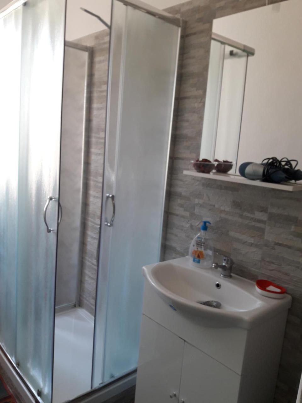 Double Room with Shared Bathroom,1656198619:JPEG