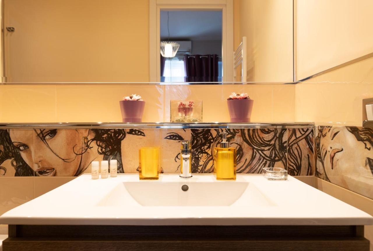 Camera Matrimoniale con Bagno Privato