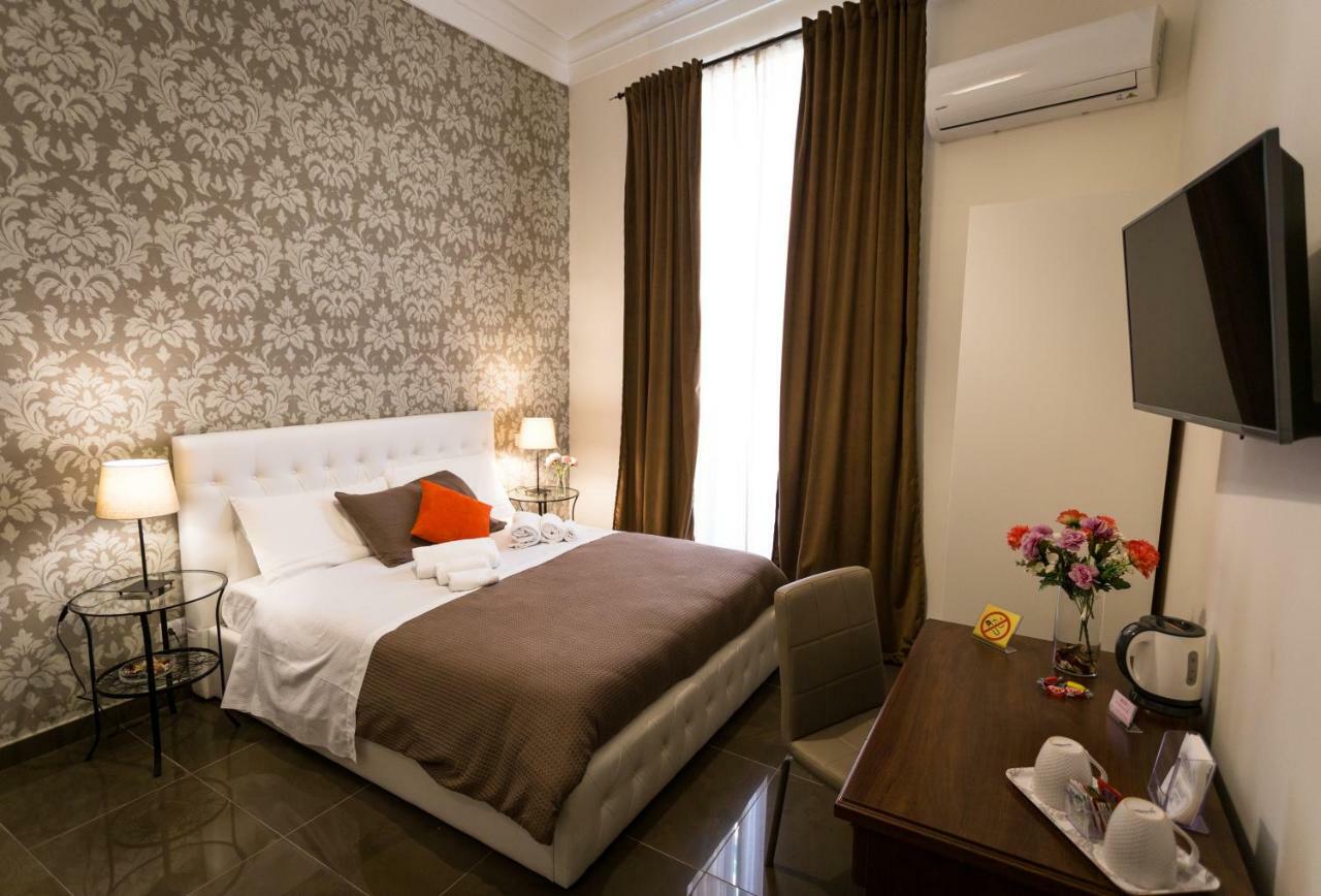 Deluxe Double Room Balcony,784100232:JPEG