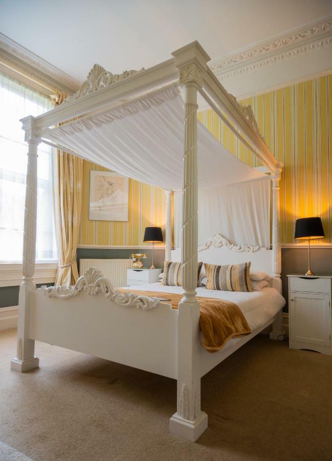 Double Room with Four Poster Bed,1538127547:JPEG