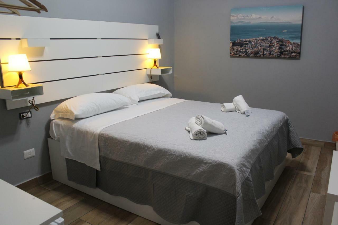 Double Room,786692136:JPEG