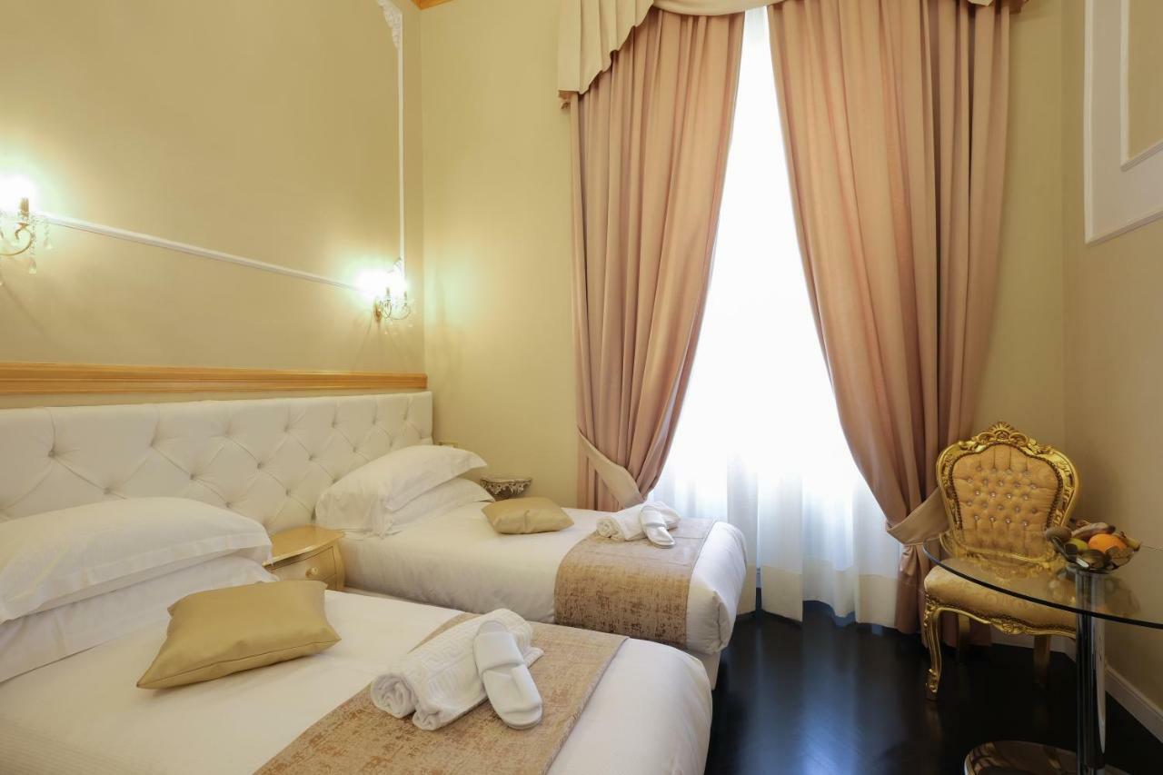 Superior King or Twin Room,789401319:JPEG
