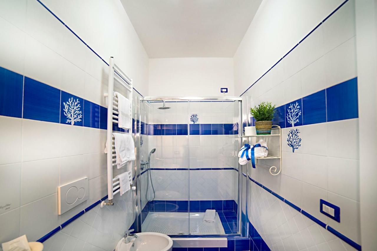 Large Double or Twin Room