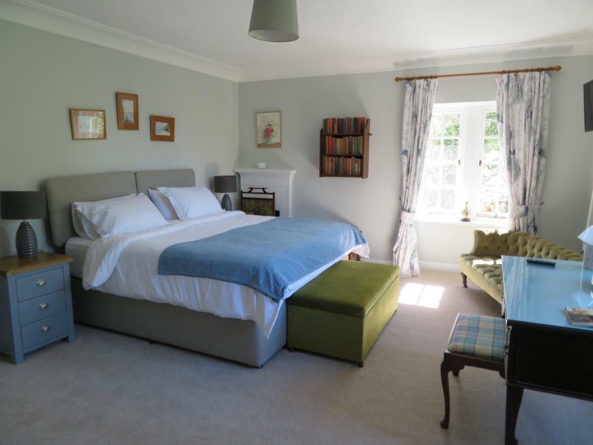 Double or Twin Room with Private Bathroom