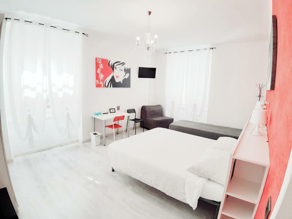 Quadruple Room Private External Bathroom