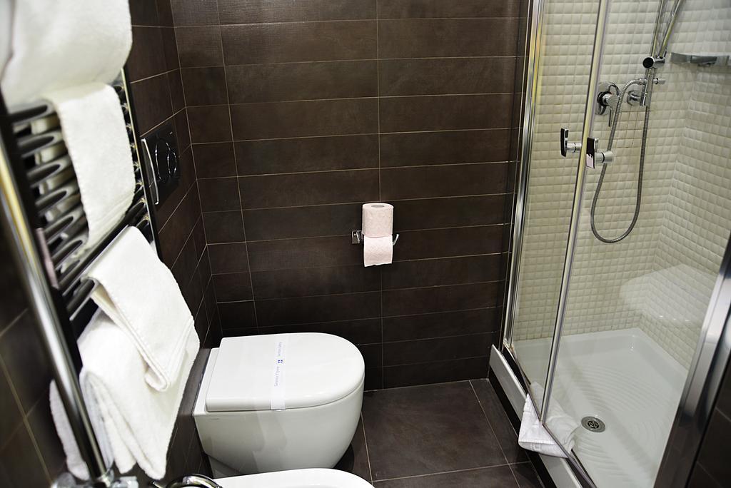 Double or Twin Room,79986711:JPEG